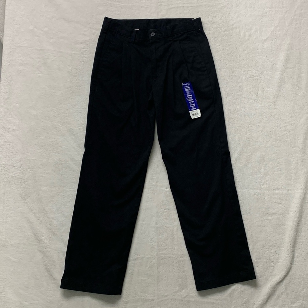 George Mens Dress Pants 30x30 pleated classic fit  Black Wrinkle Resistant new